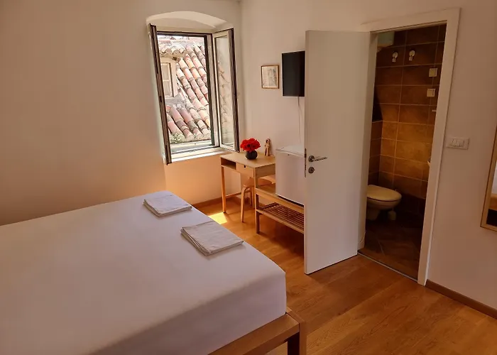 Malena Palace Experience بيت ضيافة