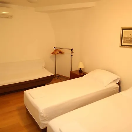 Guest house Malena Palace Experience 3*