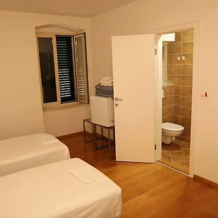 Malena Palace Experience Guest house 3*