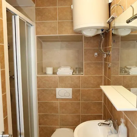 Guest house Malena Palace Experience 3*