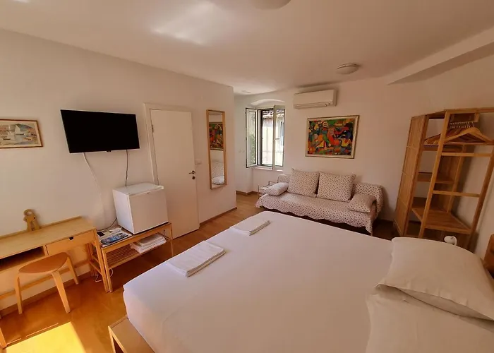 Affittacamere Malena Palace Experience 3*