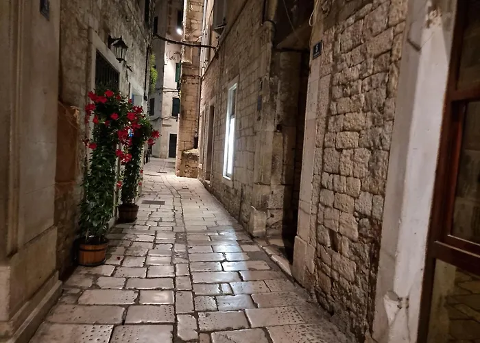 Malena Palace Experience Affittacamere Spalato