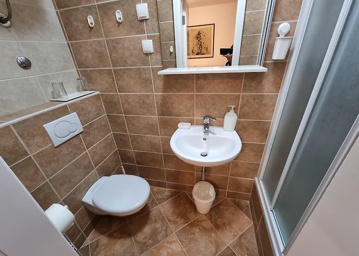 Malena Palace Experience ゲストハウス