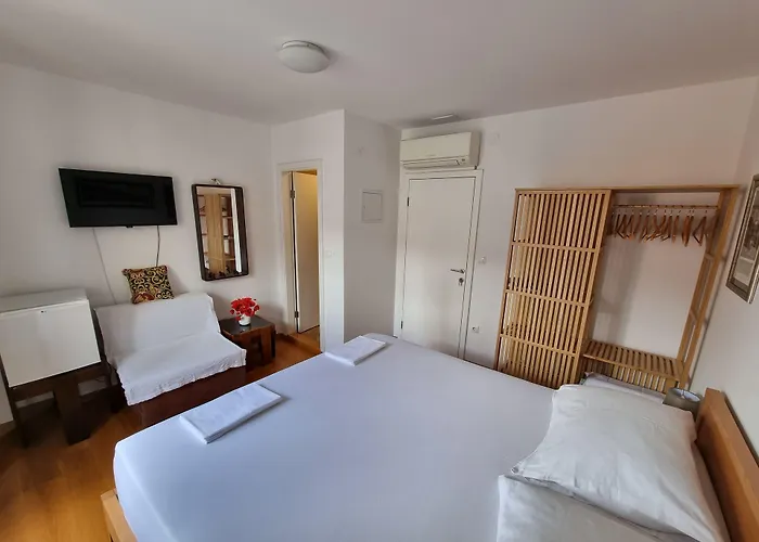 Malena Palace Experience Affittacamere 3*