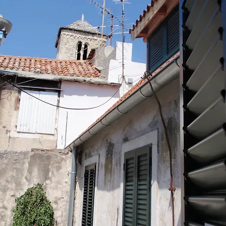 招待所 Malena Palace Experience 3*